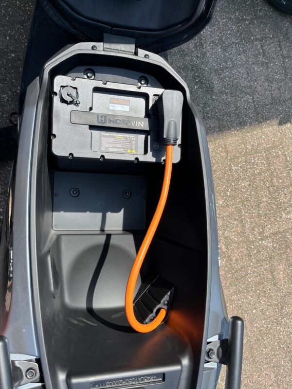 Horwin SK1 E scooter NIEUW - Afbeelding 7