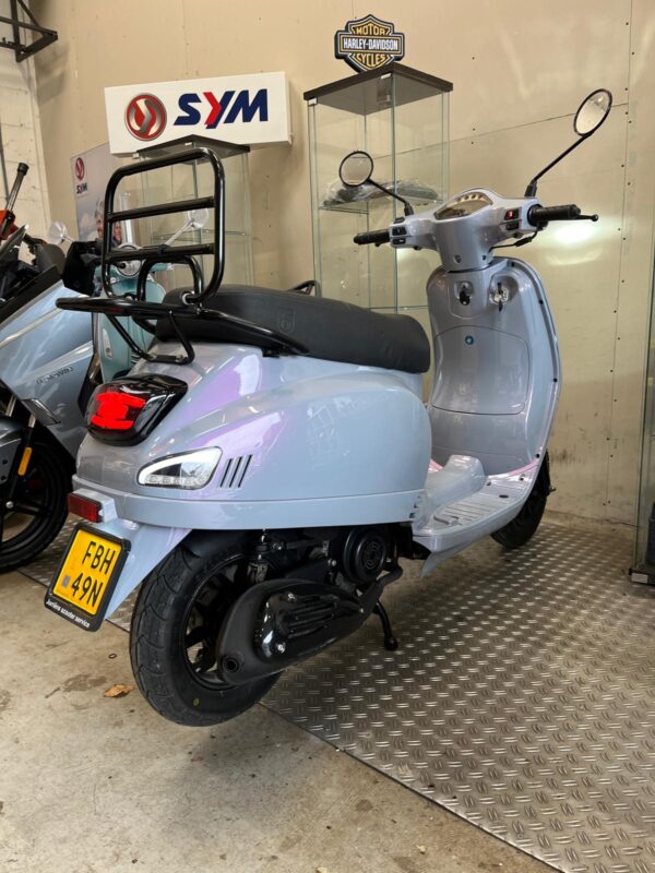 TYM Vespa Alpha 45KM 2020 - Afbeelding 3