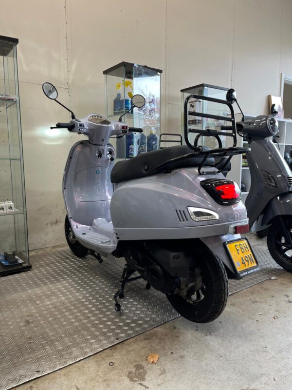 TYM Vespa Alpha 45KM 2020 - Afbeelding 4