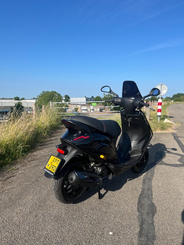 Piaggio Zip 45KM 2023 - Afbeelding 5