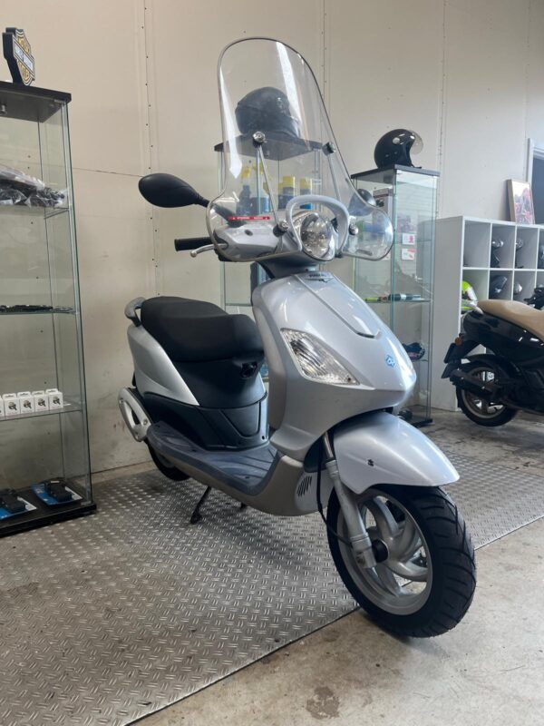 Piaggio Fly 2 takt 25 KM 2005 - Afbeelding 3