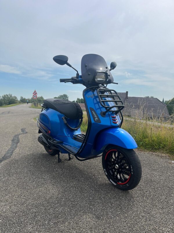 Vespa sprint 80CC 45KM 2017 - Afbeelding 2